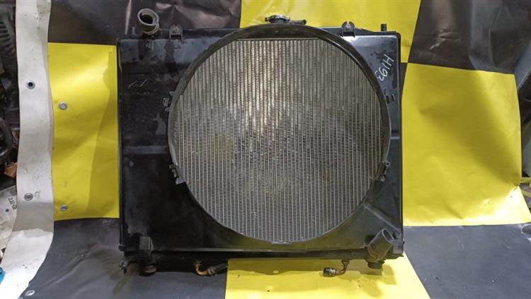 Радиатор основной Мицубиси Паджеро во Владикавказе 105075