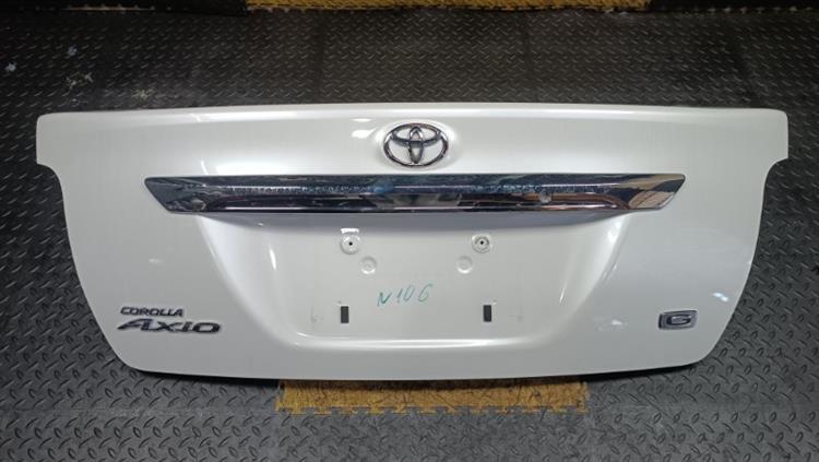 Крышка багажника Тойота Королла Аксио во Владикавказе 106946