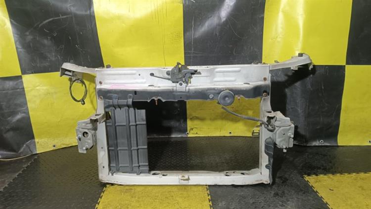 Рамка радиатора Тойота Пробокс во Владикавказе 116670
