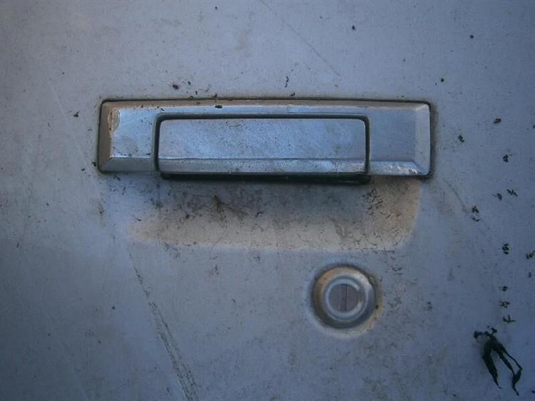 Дверь Тойота Таун Айс во Владикавказе 15430