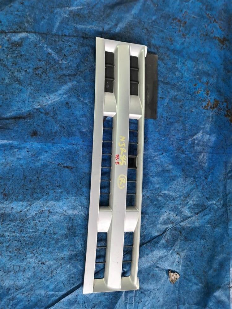 Решетка радиатора Исузу Эльф во Владикавказе 228299
