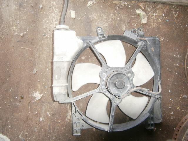 Диффузор радиатора Хонда Фит во Владикавказе 24028