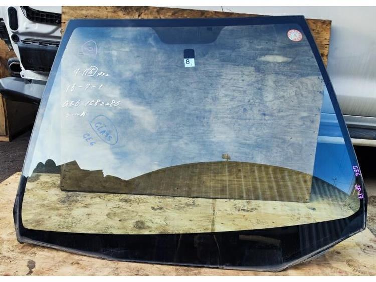 Лобовое стекло Хонда Фит во Владикавказе 255791