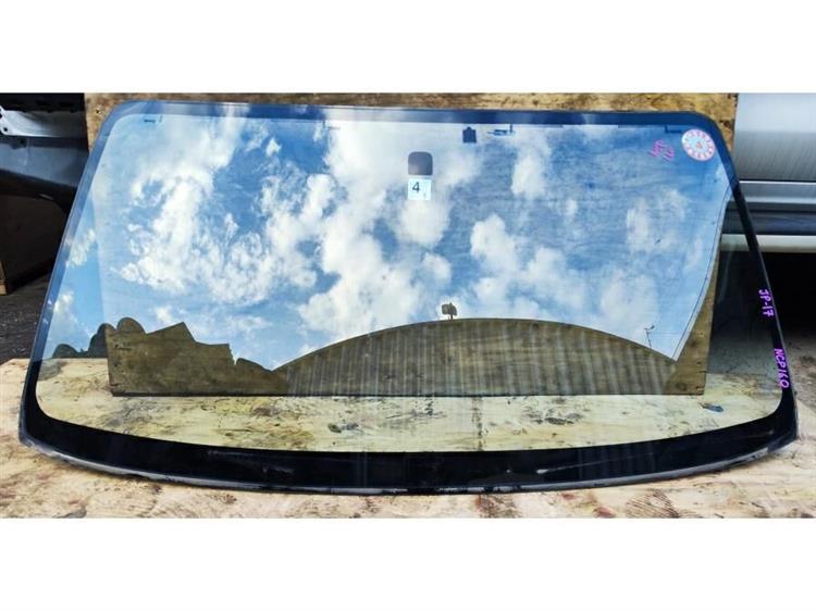 Лобовое стекло Тойота Саксид во Владикавказе 255800