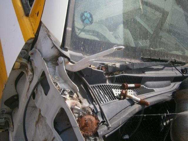 Решетка под лобовое стекло Тойота Хайлюкс Сурф во Владикавказе 29486