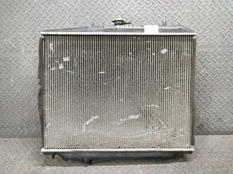 Радиатор основной Исузу Бигхорн во Владикавказе 409205