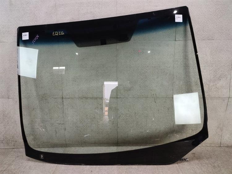 Лобовое стекло Тойота Веллфайр во Владикавказе 422327