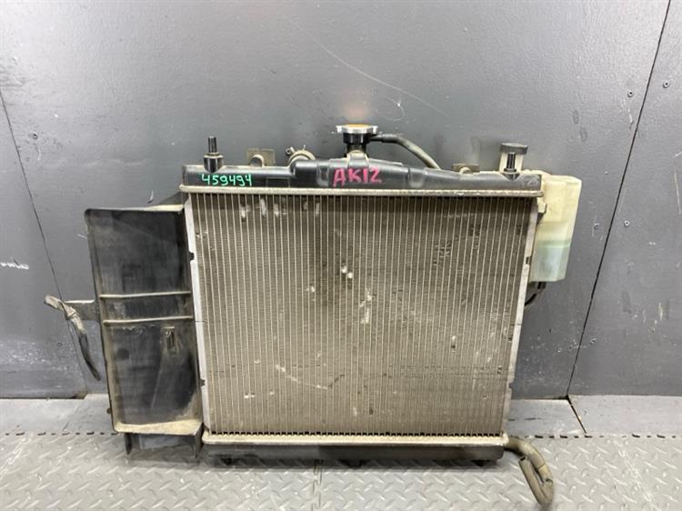 Радиатор основной Ниссан Марч во Владикавказе 459494