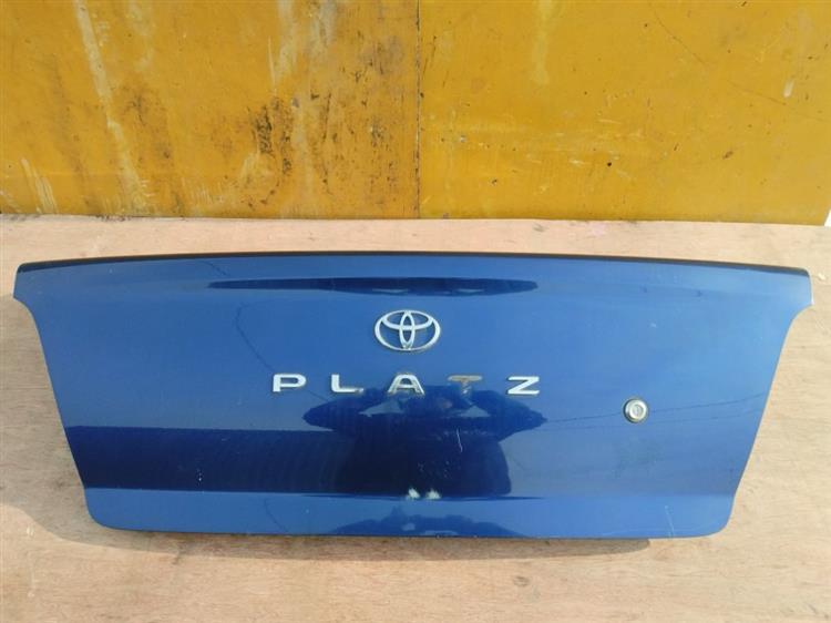 Крышка багажника Тойота Платц во Владикавказе 50762