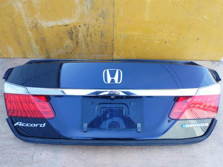 Крышка багажника Хонда Аккорд во Владикавказе 50872