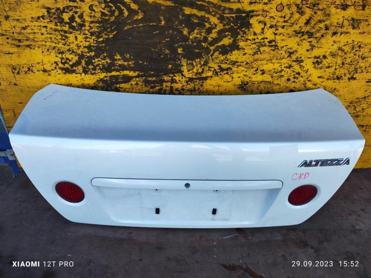 Крышка багажника Тойота Алтеза во Владикавказе 651581