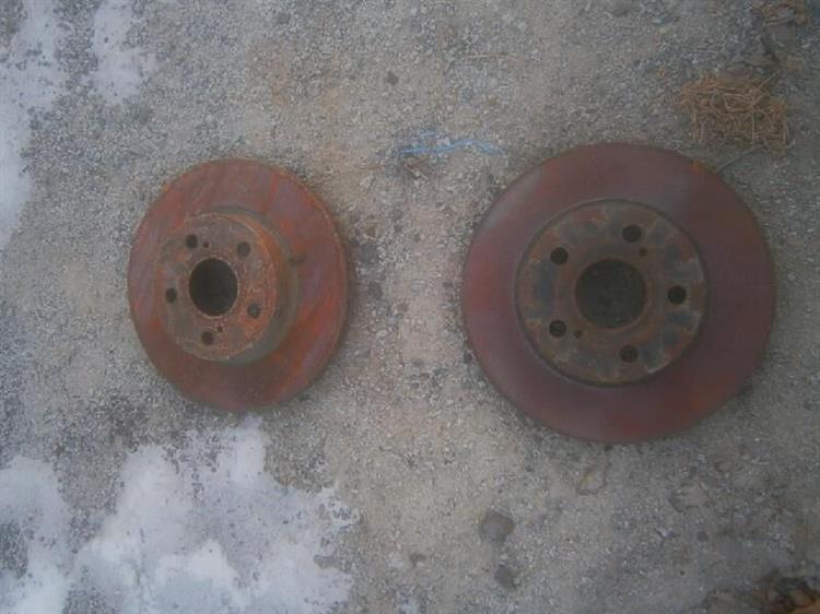 Тормозной диск Тойота Приус во Владикавказе 81560