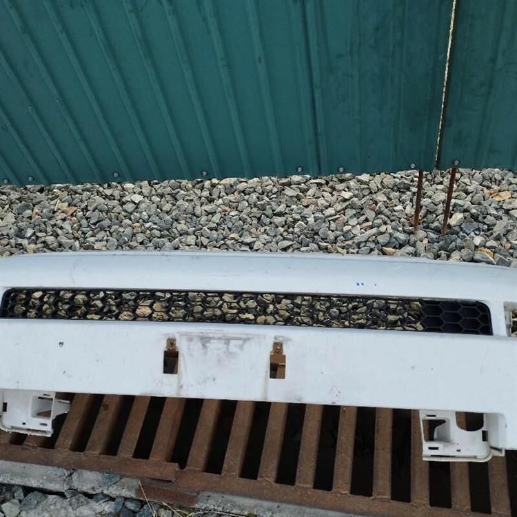 Решетка радиатора Тойота ББ во Владикавказе 87560
