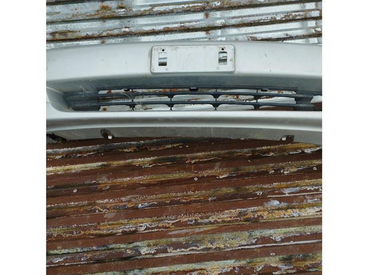 Решетка радиатора Тойота Платц во Владикавказе 91565